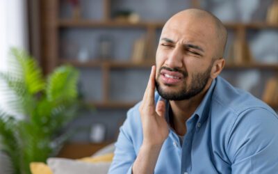 Do I Need My Tooth Pulled? 7 Symptoms That Signal It’s Time